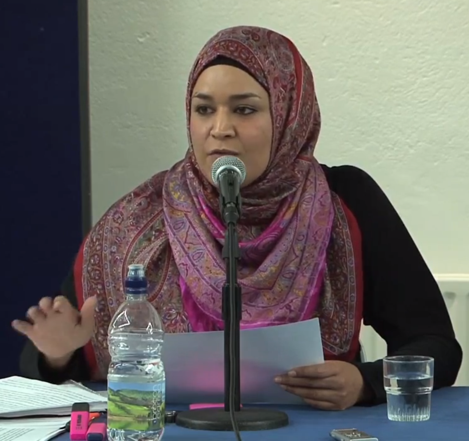Zara Faris on Feminism | The Muslim Debate Initiative Blog